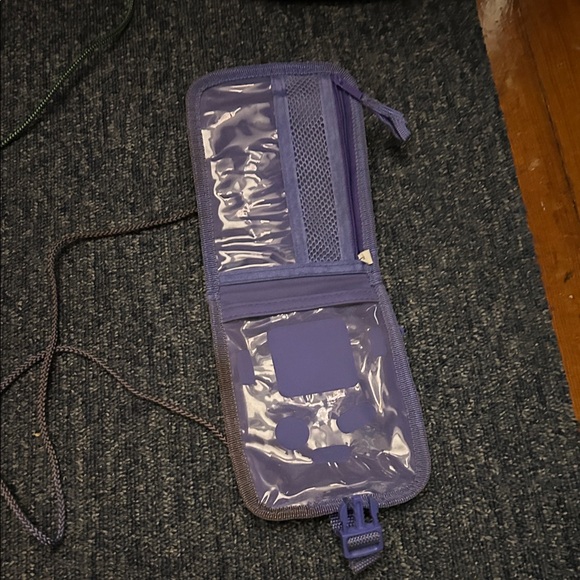 Pokémon Gameboy Case - Picture 2 of 3